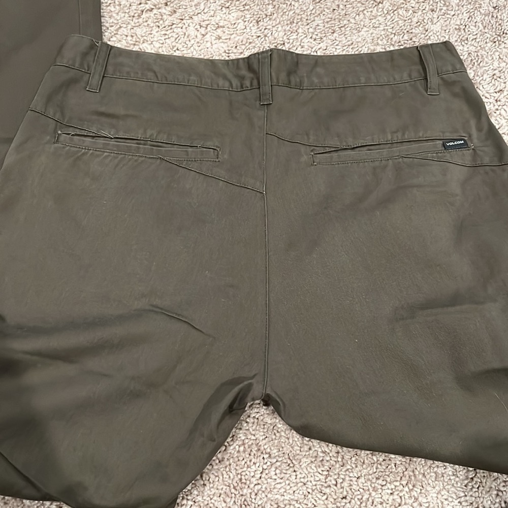 Volcom pants - Picture 2 of 4